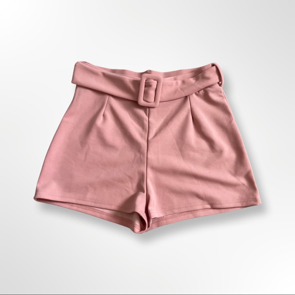 BOOHOO Shorts - Picture 2 of 3
